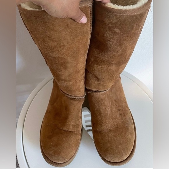 UGG Classic Tall II Boots - Picture 2 of 9